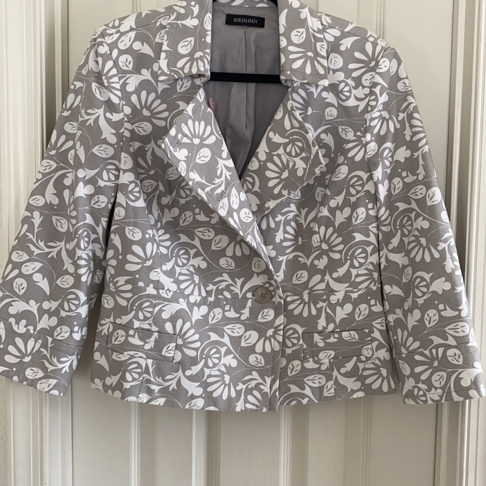 IDEOLOGY-Jacket - Picture 7 of 7